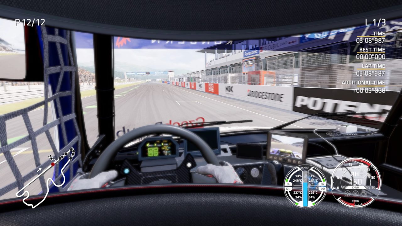 Recenze: FIA European Truck Racing Championship - Slušně sjeté pneumatiky 2 67800905 10213705078252618 8632400015987310592 o