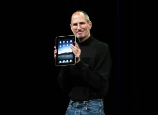steve-jobs-predstavil-ipad-pred-13-lety-a-i-po-vice-nez-deseti-letech-zustava-nejprodavanejsim-tabletem