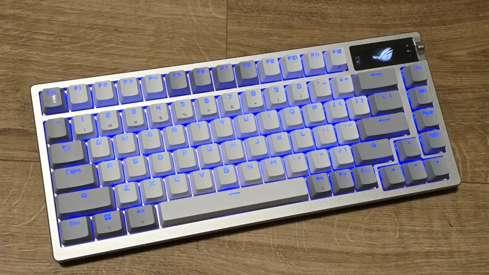 ASUS ROG Azoth 75% Wireless recenze