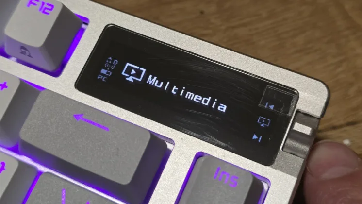 ASUS ROG Azoth 75% Wireless recenze