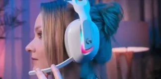 Logitech Astro A20 headset