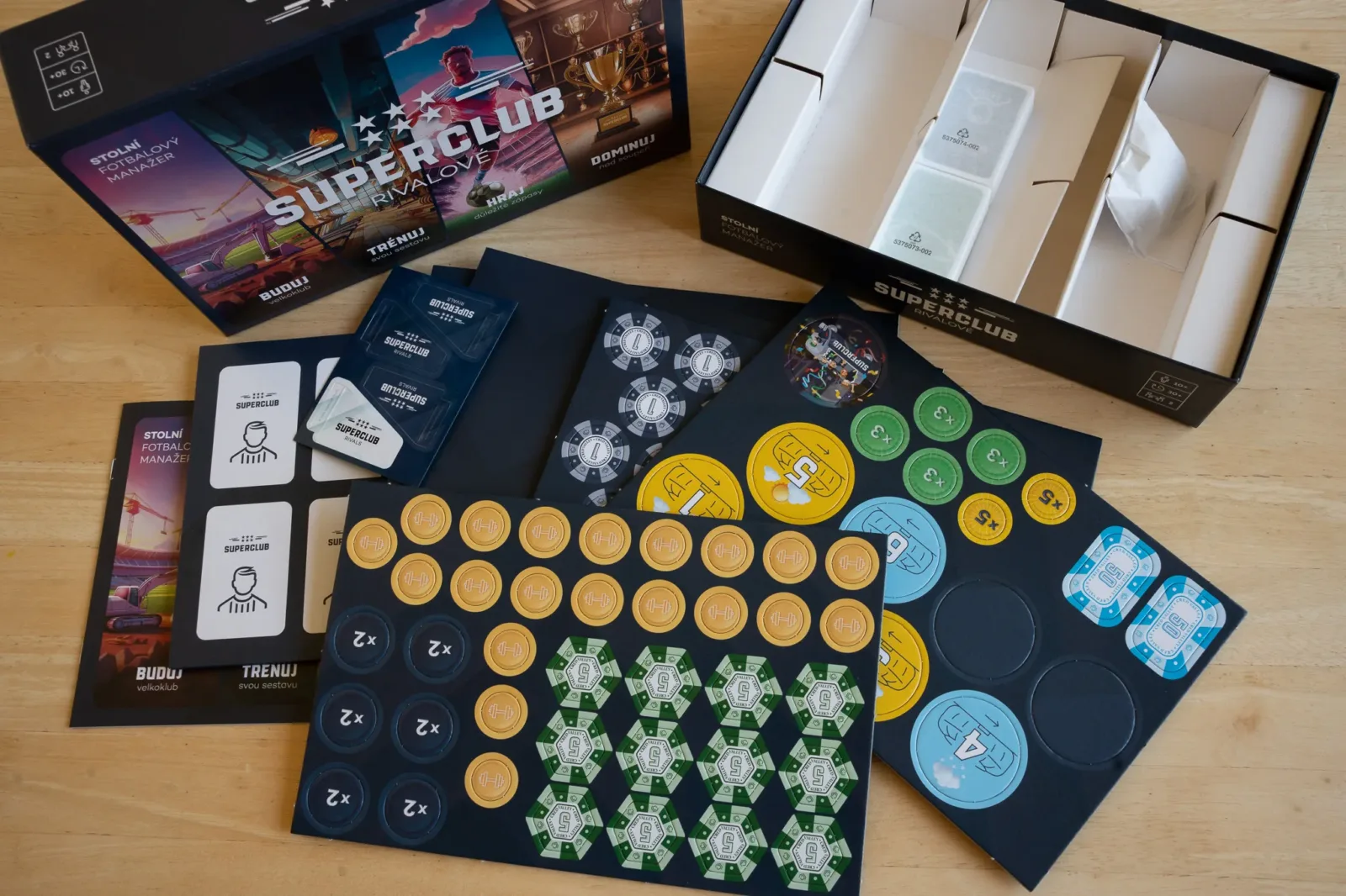 Superclub Rivalové deskovka recenze