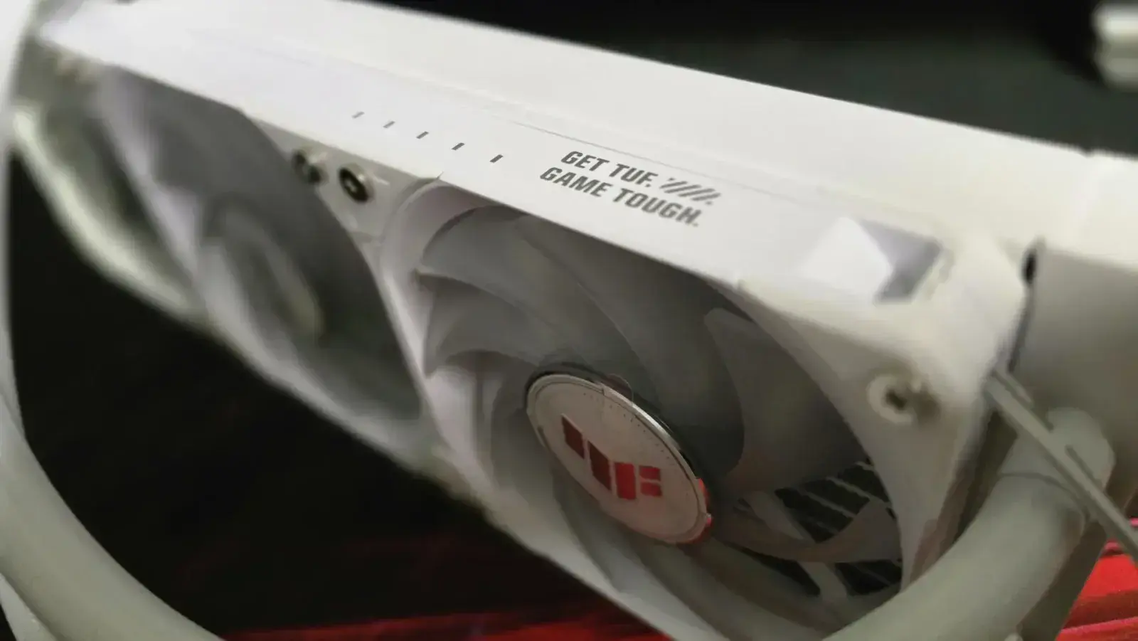 ASUS TUF GAMING LC III 360 ARGB White Edition recenze