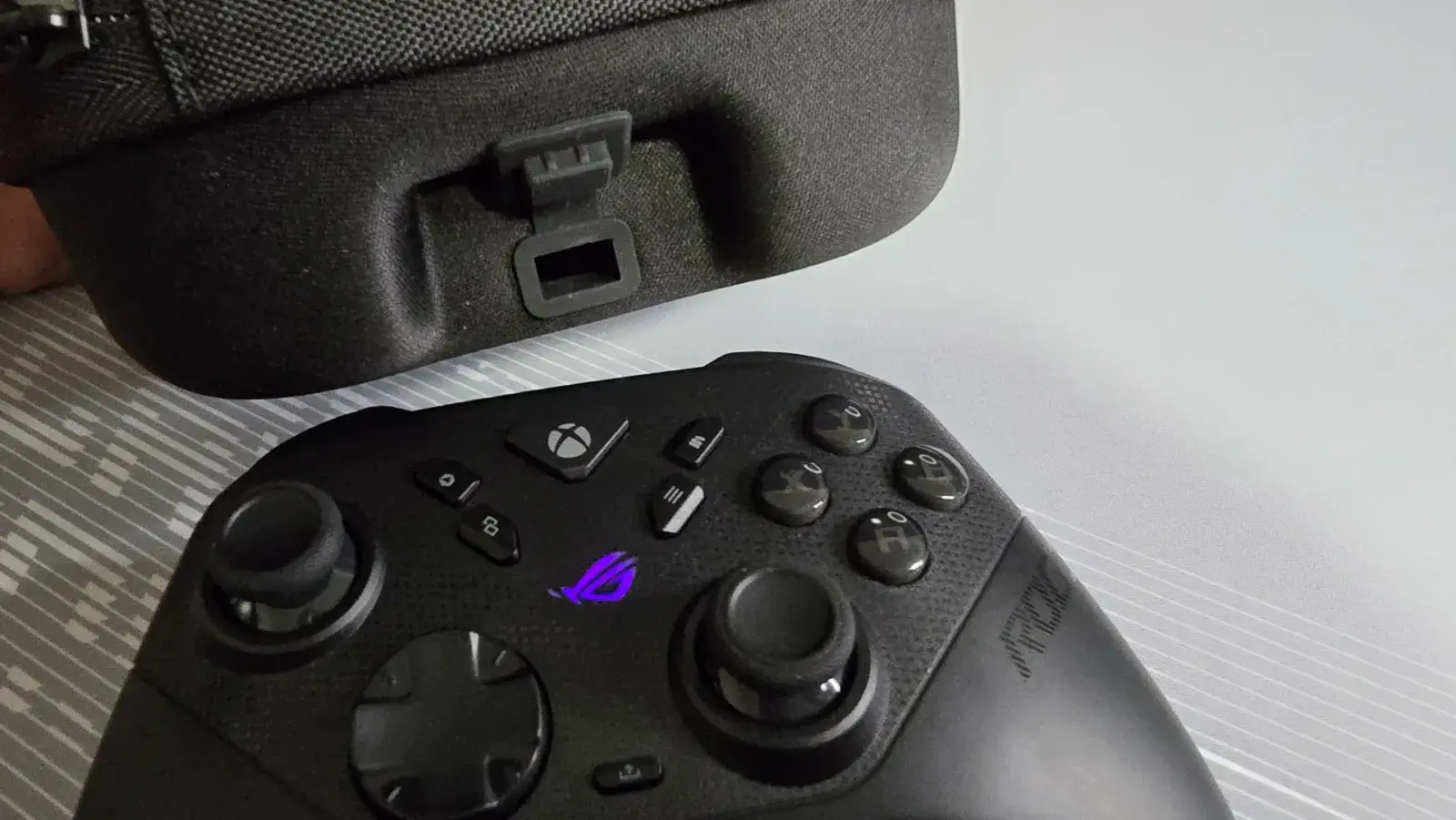 ASUS ROG Raikiri II Xbox Wireless recenze