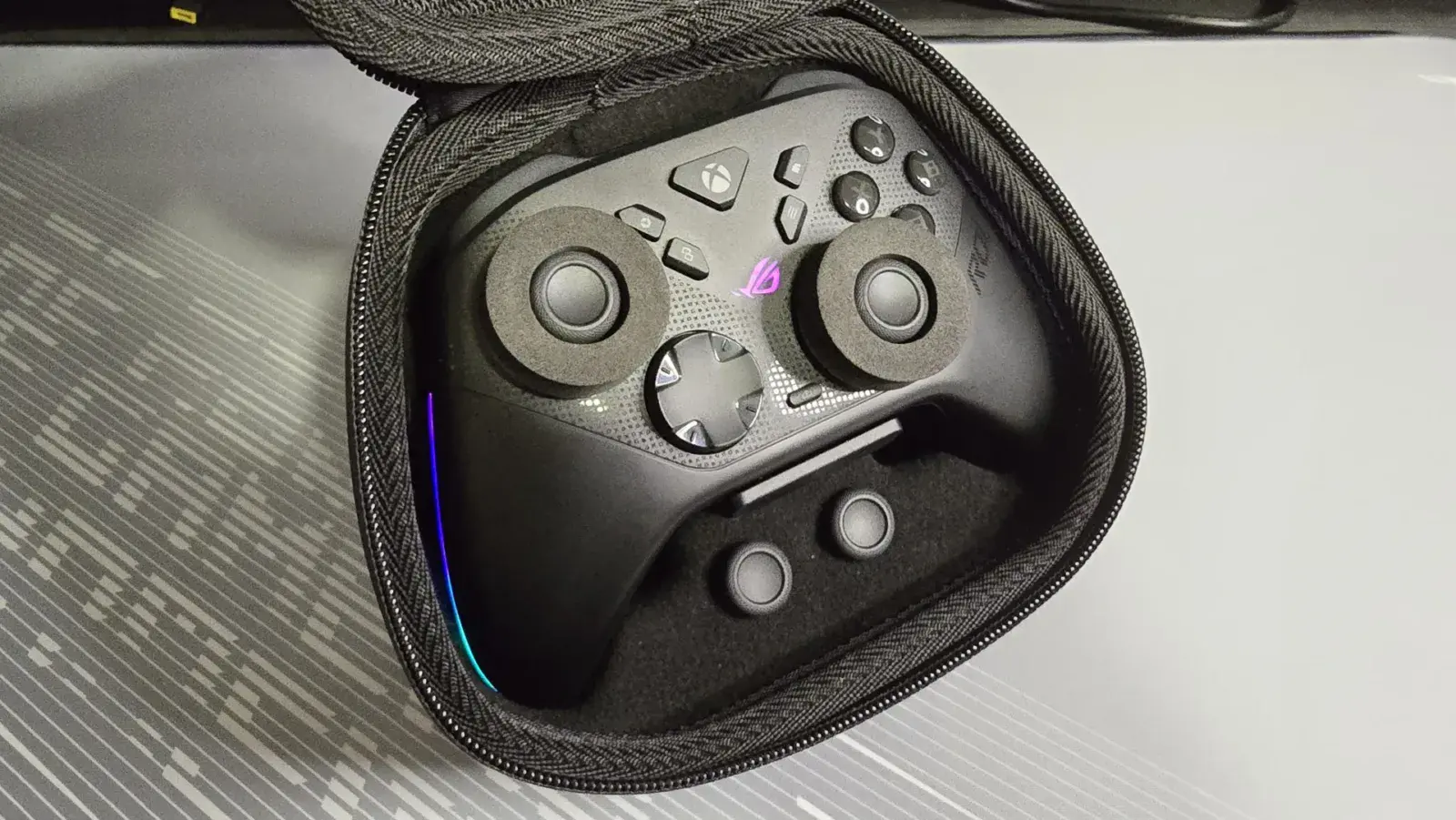 ASUS ROG Raikiri II Xbox Wireless recenze