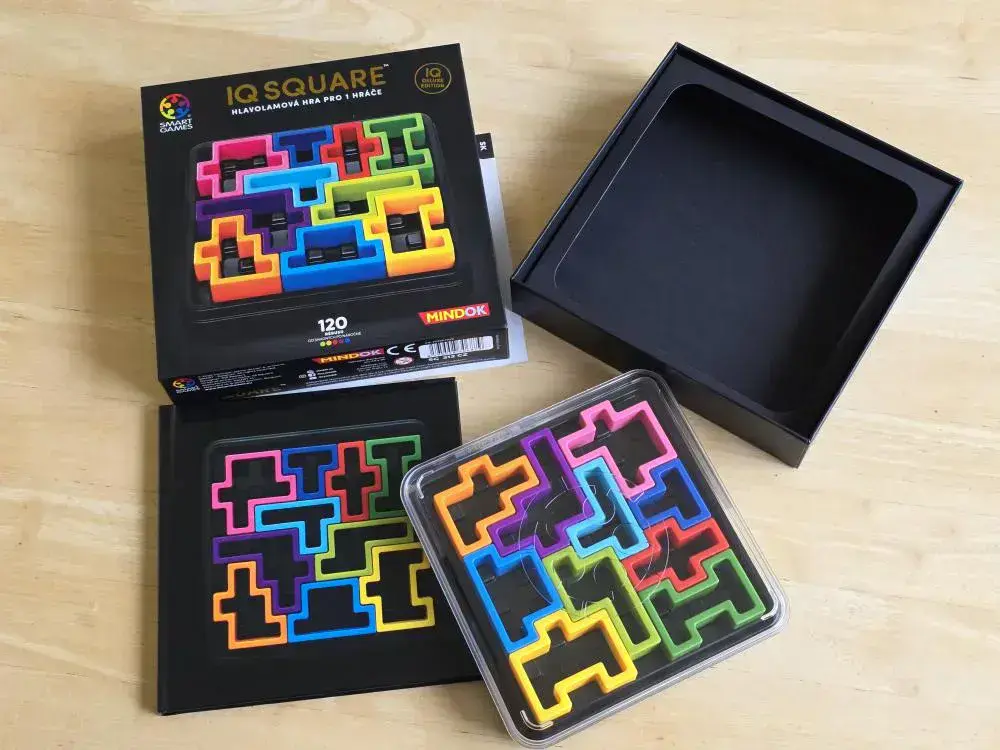 IQ Deluxe – Square
