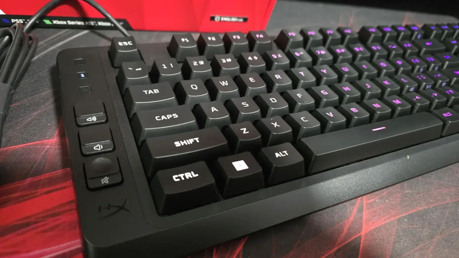 HyperX EVE 1800 recenze