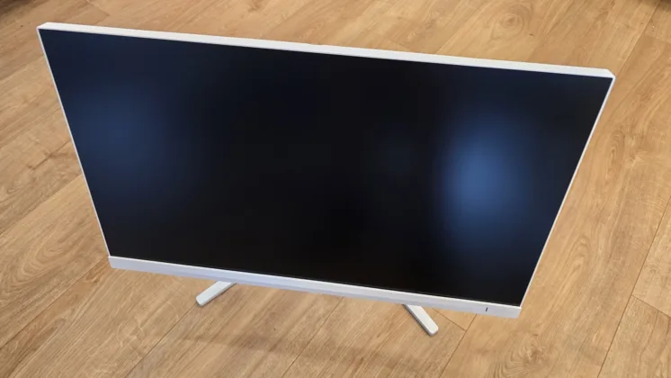Philips Evnia 27M2N5201P monitor recenze