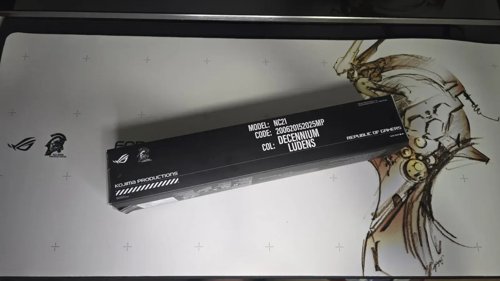 ASUS x Kojima Productions Periferie Recenze ROG Scabbard II XXL‑KJP