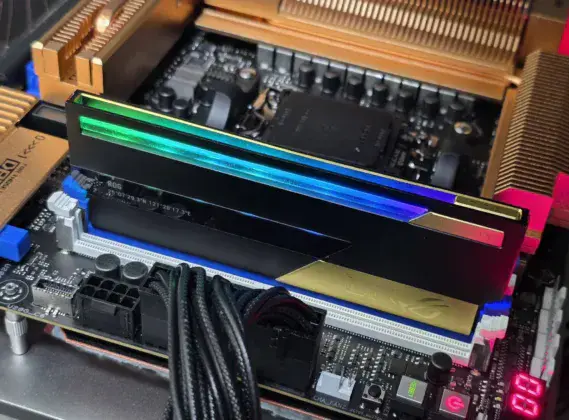 ASUS ROG DDR5