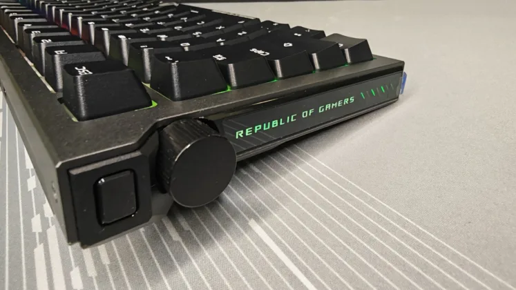 ASUS ROG Strix Morph 96 Wireless kl&aacute;vesnice recenze